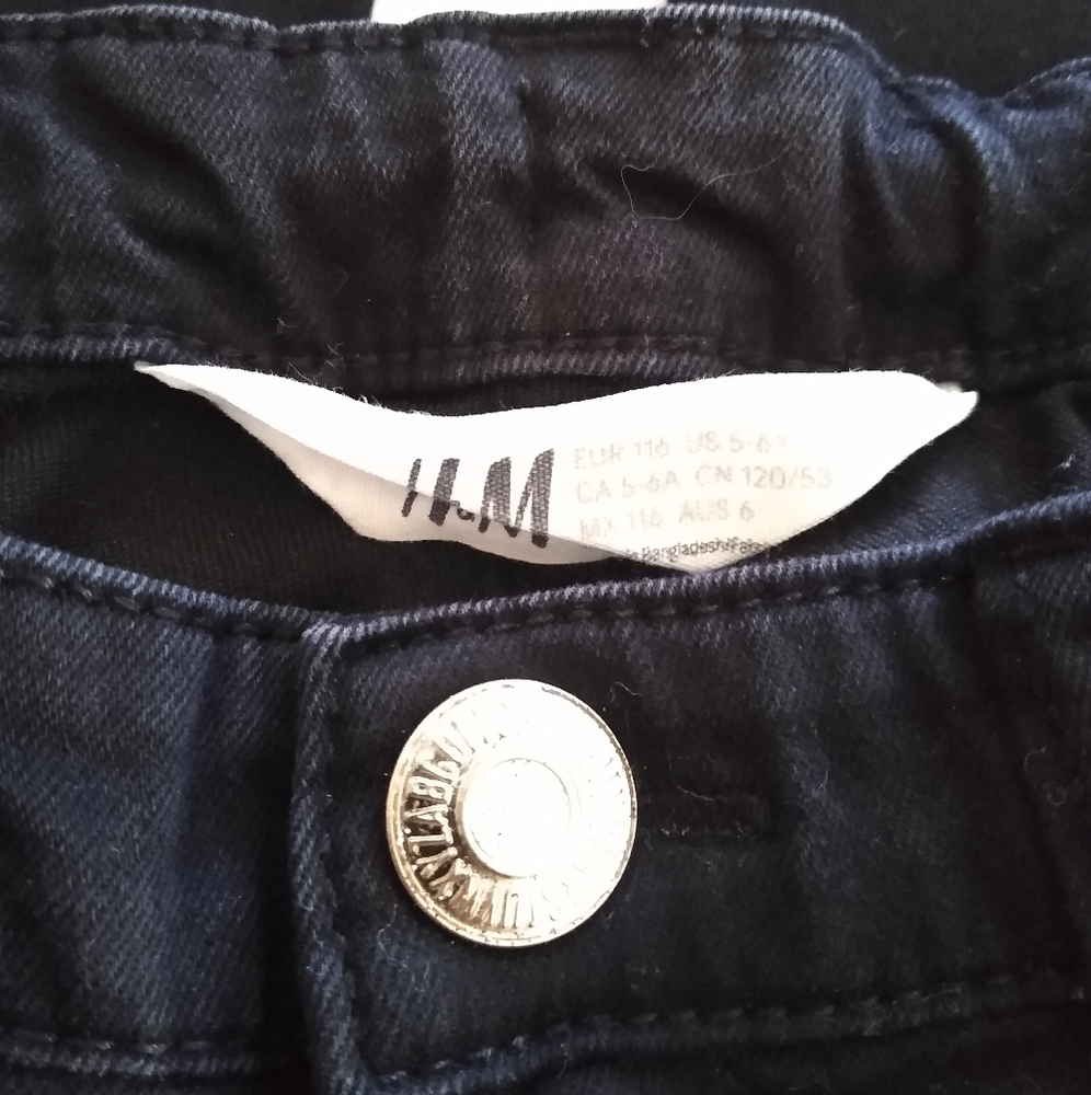 H&M Stretch Black Jeans - Picture 3 of 6